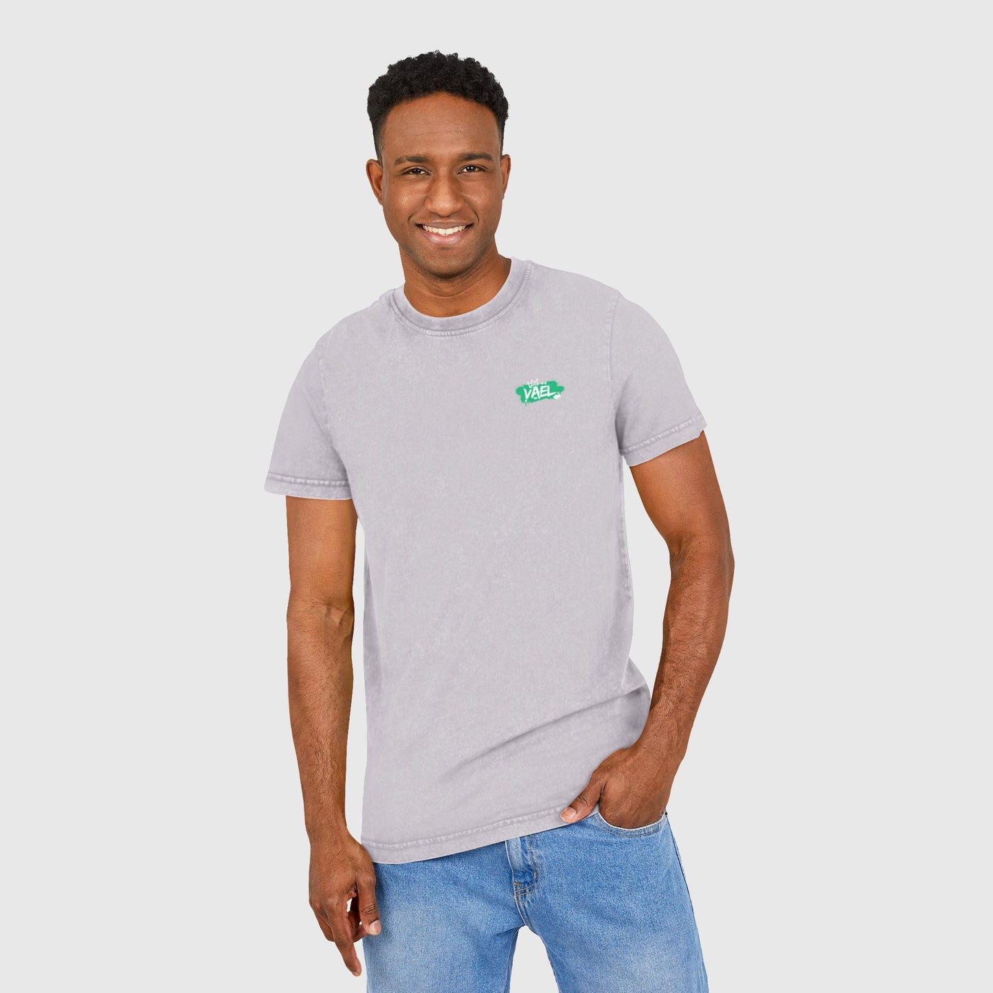 Tee-shirt délavé à l'acide minimaliste - Branding
